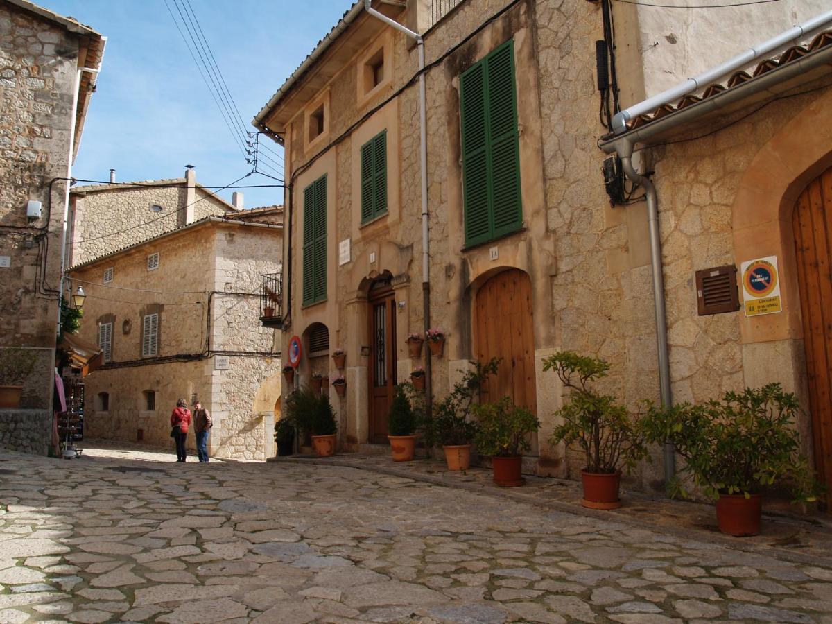 Can Serrete Hotel Sineu  Bagian luar foto